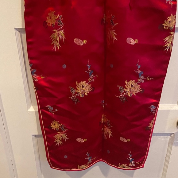 Yue Hsa Elegant Red Floral Dress - Picture 11 of 11